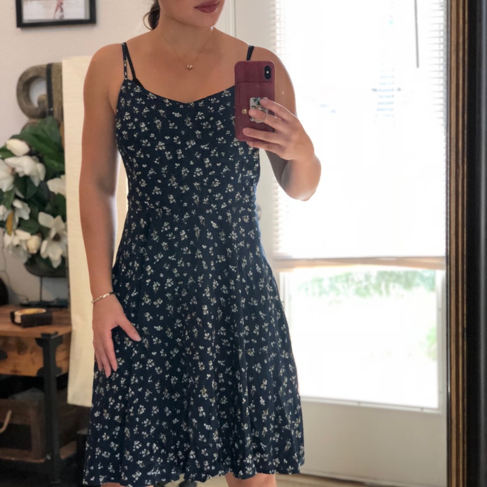 Sundress - Picture 2 of 3